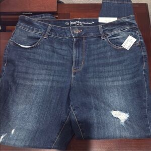 Maurices Women's distressed Blue Jeans